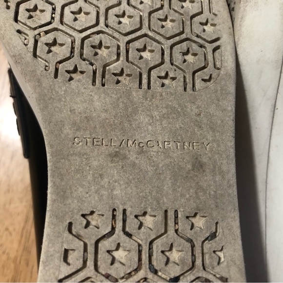 STELLA MCCARTNEY Vegan Patent Leather Chain-Link Accents Loafers. Size 6. - Picture 12 of 12